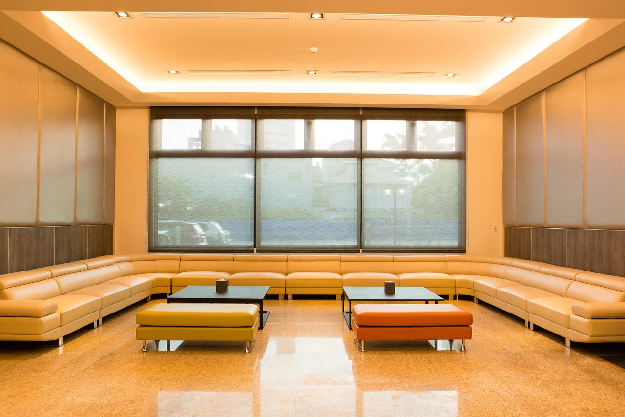 V-Hotel T'ai-tung Dış mekan fotoğraf