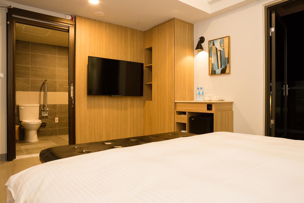 V-Hotel T'ai-tung Dış mekan fotoğraf