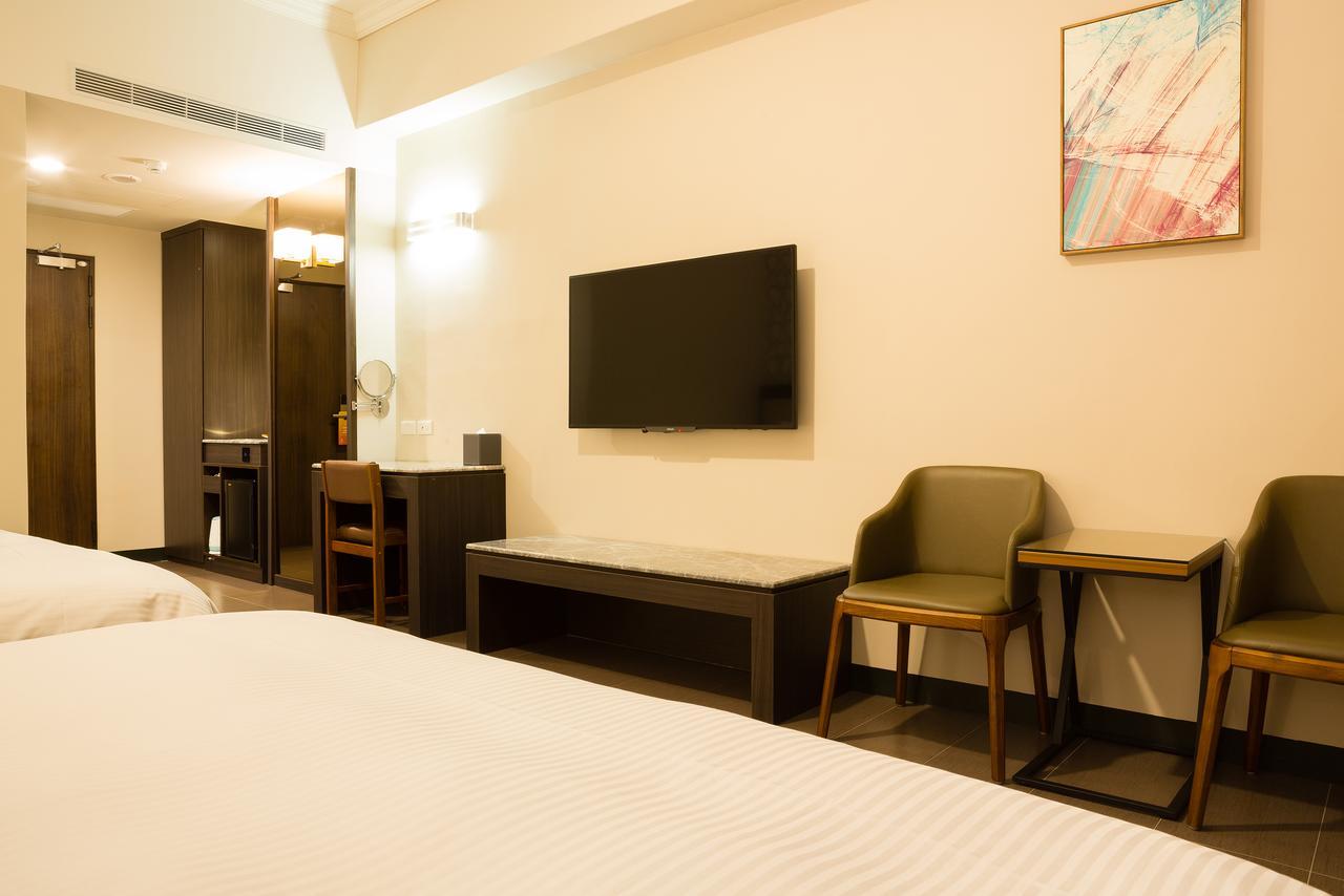 V-Hotel T'ai-tung Dış mekan fotoğraf