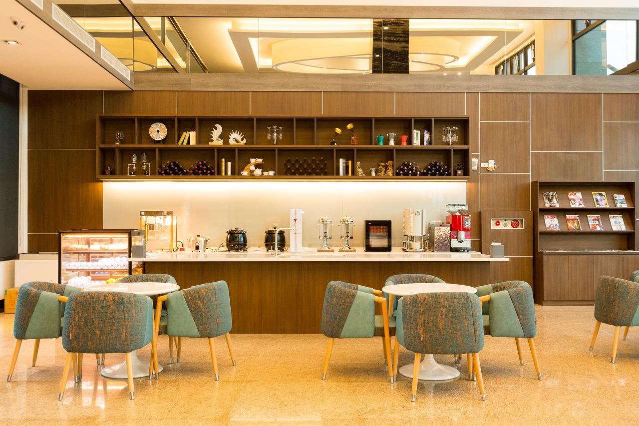 V-Hotel T'ai-tung Dış mekan fotoğraf