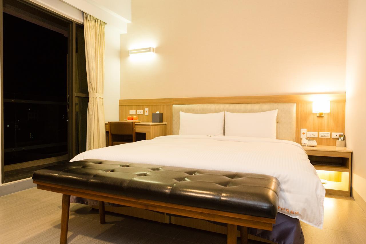 V-Hotel T'ai-tung Dış mekan fotoğraf