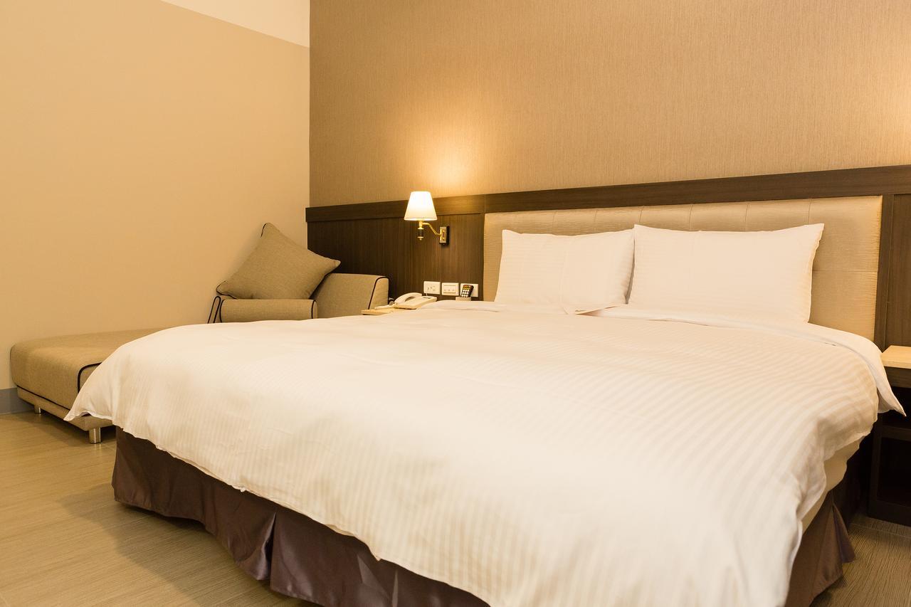 V-Hotel T'ai-tung Dış mekan fotoğraf