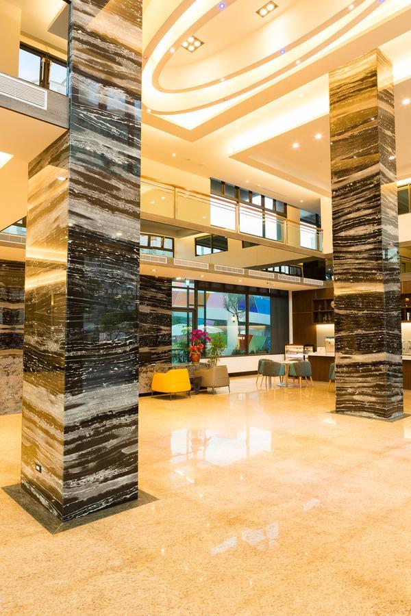 V-Hotel T'ai-tung Dış mekan fotoğraf