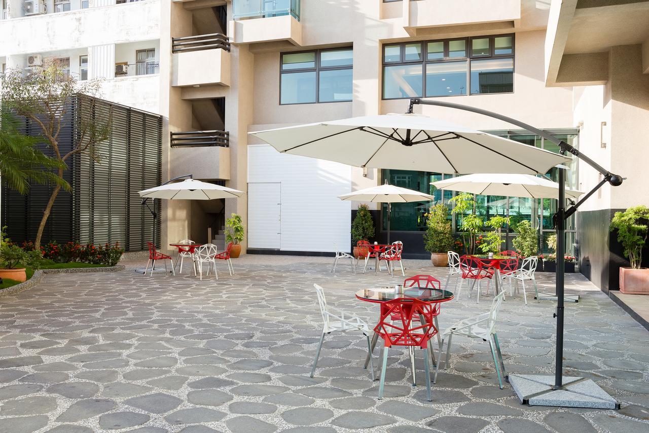 V-Hotel T'ai-tung Dış mekan fotoğraf
